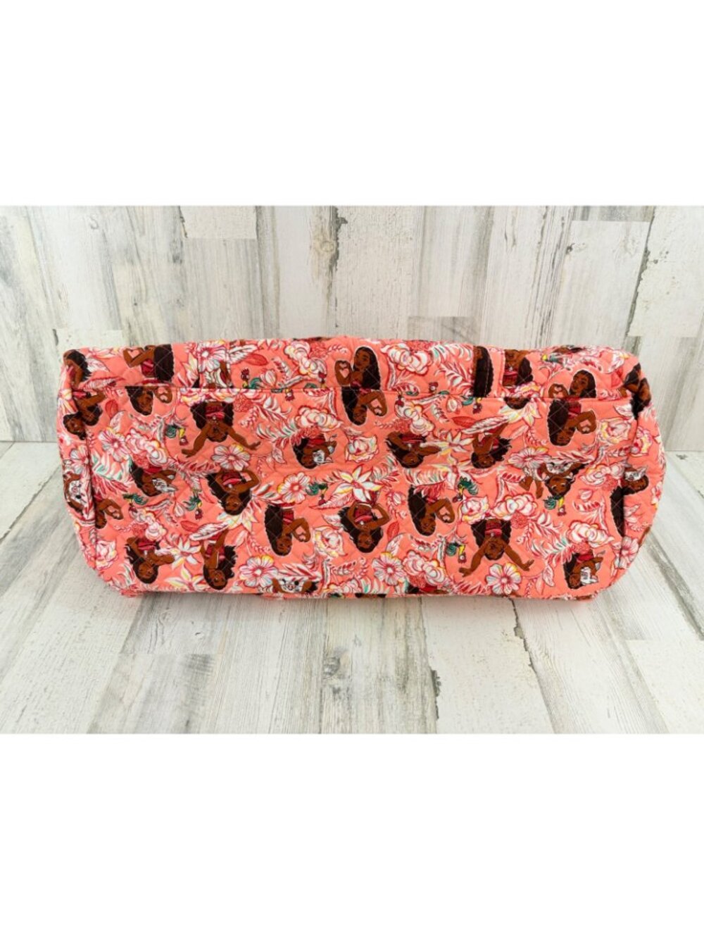 Vera Bradley Disney Moana Adventure Large Duffel Bag NWT - Picture 7 of 14